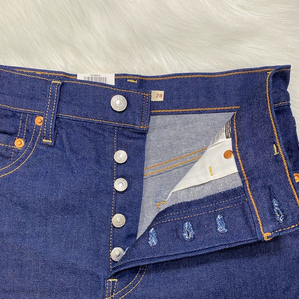 Levis Jean Shorts Cutoffs Fringe Distressed Denim - Picture 6 of 13
